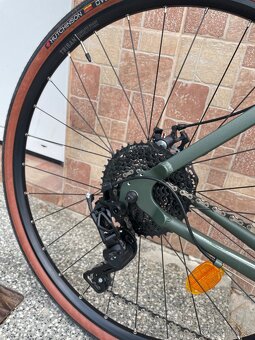Gravel Triban RC 120 REZERVOVANÉ - 8