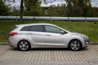 Hyundai i30 Combi 1.6 CRDi 81 kW 2015 - 8