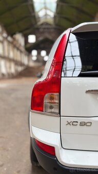 VOLVO XC90 D5 AWD 2.4L EXECUTIVE - 8