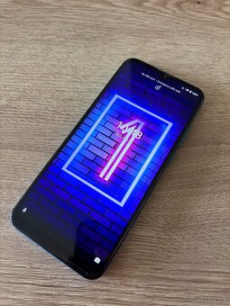 Moto G8 Power Lite - 8