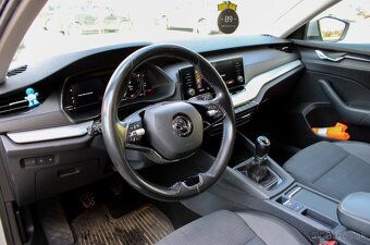 Škoda Octavia Combi 2.0 TDI SCR - 8