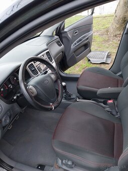Kia Rio 1,4/ 16v - 8