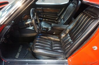 Chevrolet Corvette Stingray 454 z roku 1971 - 8