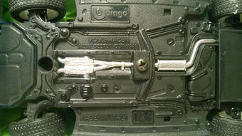 Bentley, Beetle, BMW mierka 1:24 Burago /made in Italy/ - 8