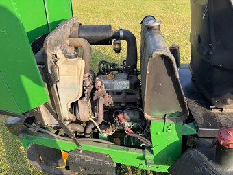 Kosačka John Deere 2243 - 8