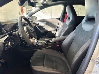 Mercedes-Benz CLA 45S AMG 2023 35.000KM - 8