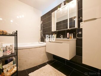 Zariadený 3 izbový byt s balkónom /84m2/ kompletná rekonštru - 8
