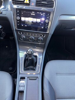 Volkswagen Golf 1.0 TSI Highline 2017 - 8