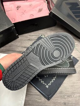 JORDAN 1 RETRO LOW OGTRAVIS SCOTT BLACK PHANTOM" - 8