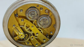 Predám funkčné vreckové hodinky ALPINA Union Horlogéres SA 4 - 8