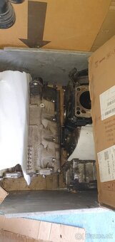 Motor BXE 1.9TDI 77kw octavia 2 rok 2008 dily - 8