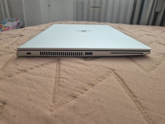 HP EliteBook 830 G5 /i5-8350u/16GB RAM/Touch IPS/256GB SSD - 8