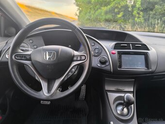 Honda Civic 8g 1.8 benzín GT - 8