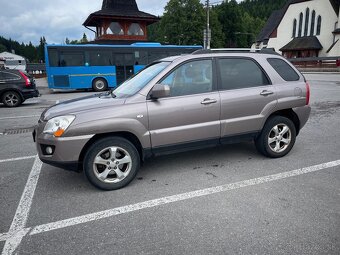 Kia Sportage 2.0 benzín 4x4, 2008, SK auto - 8