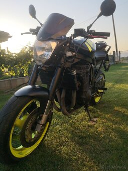 Suzuki GSXR 1100 - 8