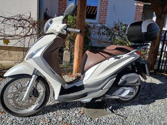 Piaggio Medley 125 , ABS - 8