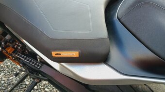 KTM duke 790 - 8