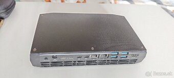 Intel Nuc 8I7HVK Hades Canyon - 8