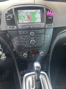 Predám Opel Insignia 2,0 CDTI biturbo 4x4 - 8
