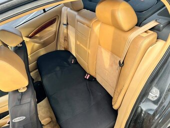 Škoda octavia 1.9 TDI 81 kW Laurin & klement - 8