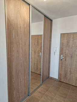Kramáre, 2-izbový krásny slnečný byt 72 m2 + gar. státie. - 8