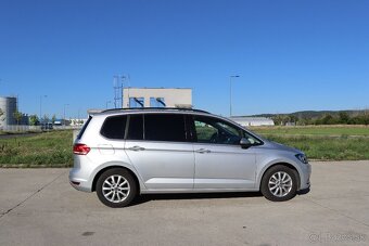 Volkswagen Touran 2.0 TDI 110KW Comfortline DSG, ÚPLNÁ SERV. - 8