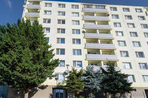 NA PREDAJ: Moderný 3-izbový byt s loggiou v Malackách - 8