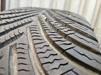 Špičkové zimné pneumatiky MICHELIN - 205/60 r16 - 8