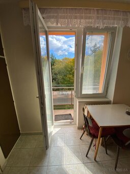 Predáme 2-izbový byt - 8