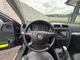 Skoda Octavia scout - 8
