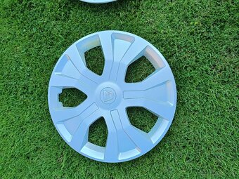 ozdobné kryty kolies (puklice) originál DACIA 16" - 8