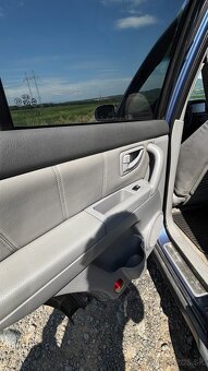 Kia Sorento 2.5 CRDI 103KW 4x4/ MANUAL / BEZ KOROZIE - 8