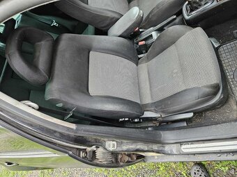 ROZPREDAM VW BORA na náhradné diely - 8