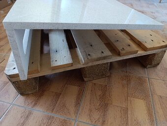 Umývadlový pult z Quarelly s umývadlom - 8