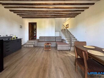 POSCHODOVÁ VILA S VÝHĽADOM NA OCEÁN - 8