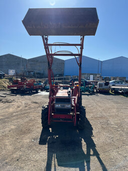 Malotraktor YANMAR FX32D s čelným nakladačom - 8