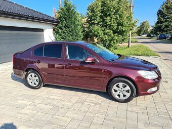 Škoda Octavia 1,6 Tdi 77kw 2012 SK auto - 8