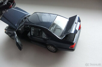 Predam auticka Mercedes Benz v mierke 1:43 - 8