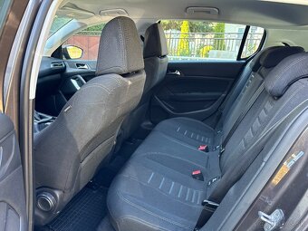 Peugeot 308 1.6 e-HDi Allure - 8