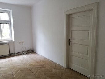 Predaj staromestského 4 izb. bytu, Staré Mesto, Sasinkova ul - 8