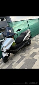 Yamaha majesty 125 skúter - 8