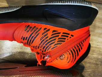 Botasky, nike, v.38,5 - 8