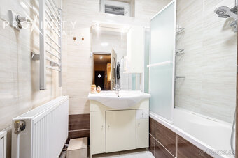 Dom pri lese s nádherným pozemkom – ideálne miesto pre tichý - 8