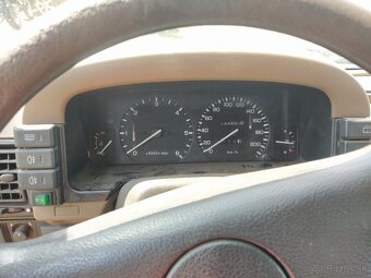 LAND ROVER DISCOVERY 300 - 8