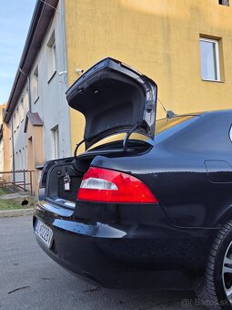 Škoda Superb 2.0 TDI DSG - 8
