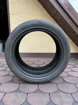 Hankook 235/45 r18 - 8