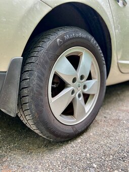 Renault Fluence 1.6 benzín, STK/EK platná 11/2026 - 8