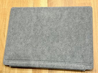 Microsoft Surface 10 PRO, ultra 5-135U, 1TB, 16GB RAM - 8