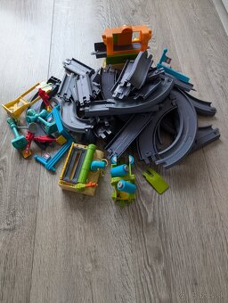 Chuggington vláčiky, kolajnice, umývarka - 8