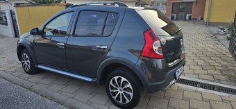 Dacia Sandero Stepway 1,6MPi M2010 - 8